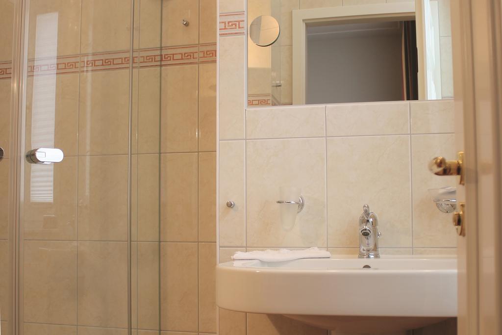 Börgerende-Rethwisch Pension Strandschloss Arielle מראה חיצוני תמונה